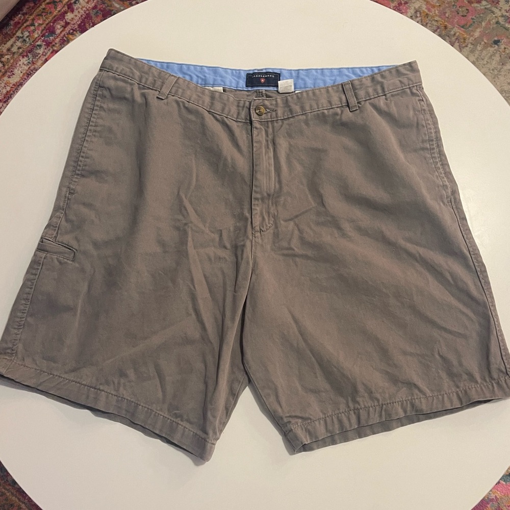 Saddlebred Gray Shorts - Picture 1 of 4